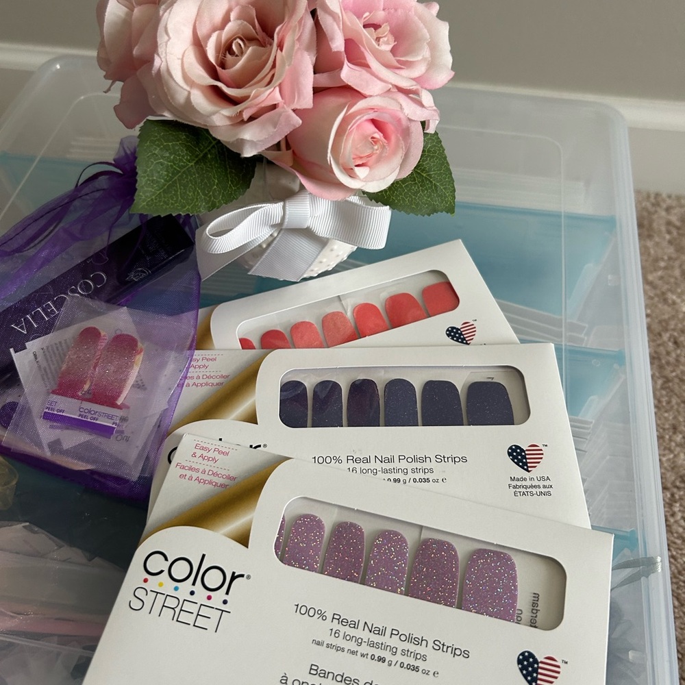 Color Street two surprise glitter sets